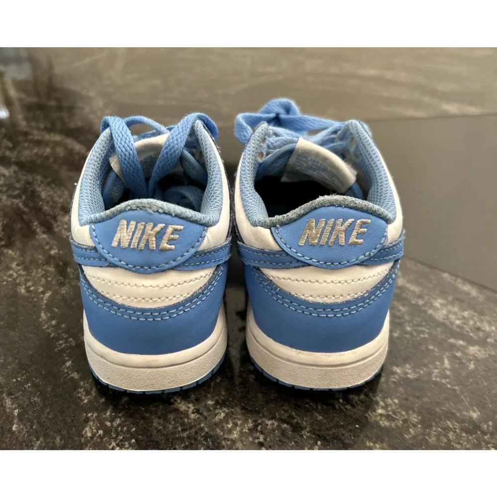 Nike product pair